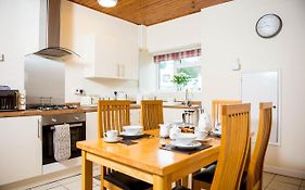 Awel Taf - Lovely Cottage Close To Amenities Perfect For Families